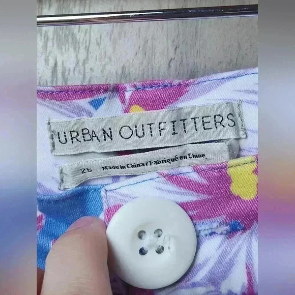 Urban Outfitters Miami Beach Tropical Novelty Print Cropped High Rise Pants 26 - Picture 7 of 11